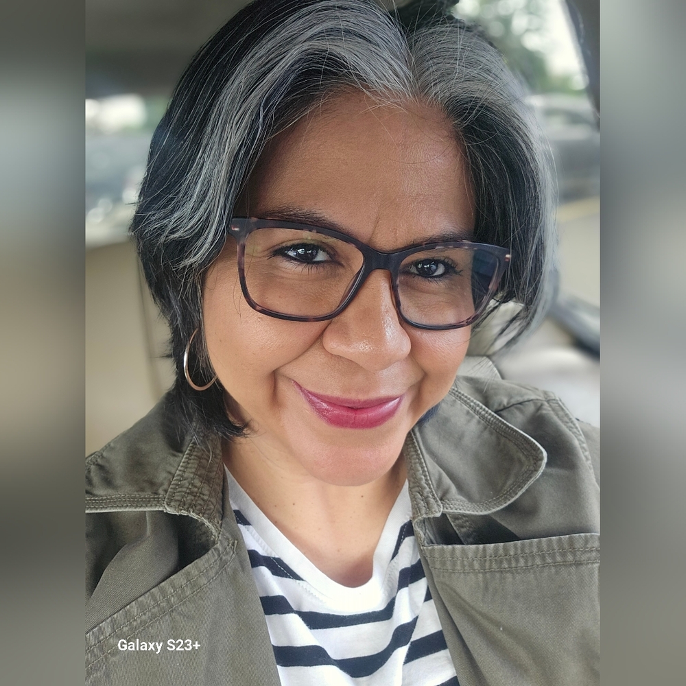 Meet your Posher, Karla